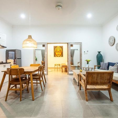 Ambermoon Villas Seminyak Buitenkant foto