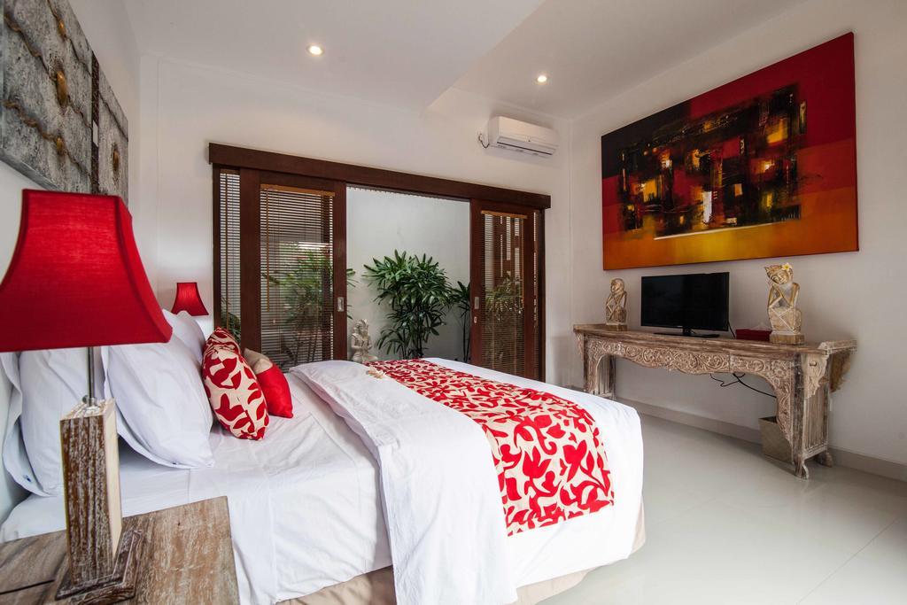 Ambermoon Villas Seminyak Buitenkant foto