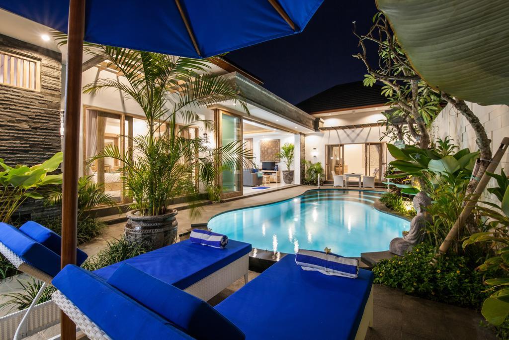 Ambermoon Villas Seminyak Buitenkant foto